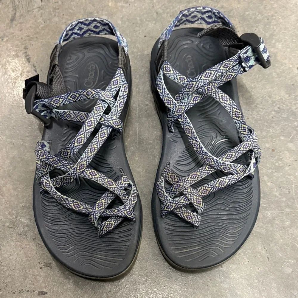 Chaco Women's Strappy Black and Gray Sandals